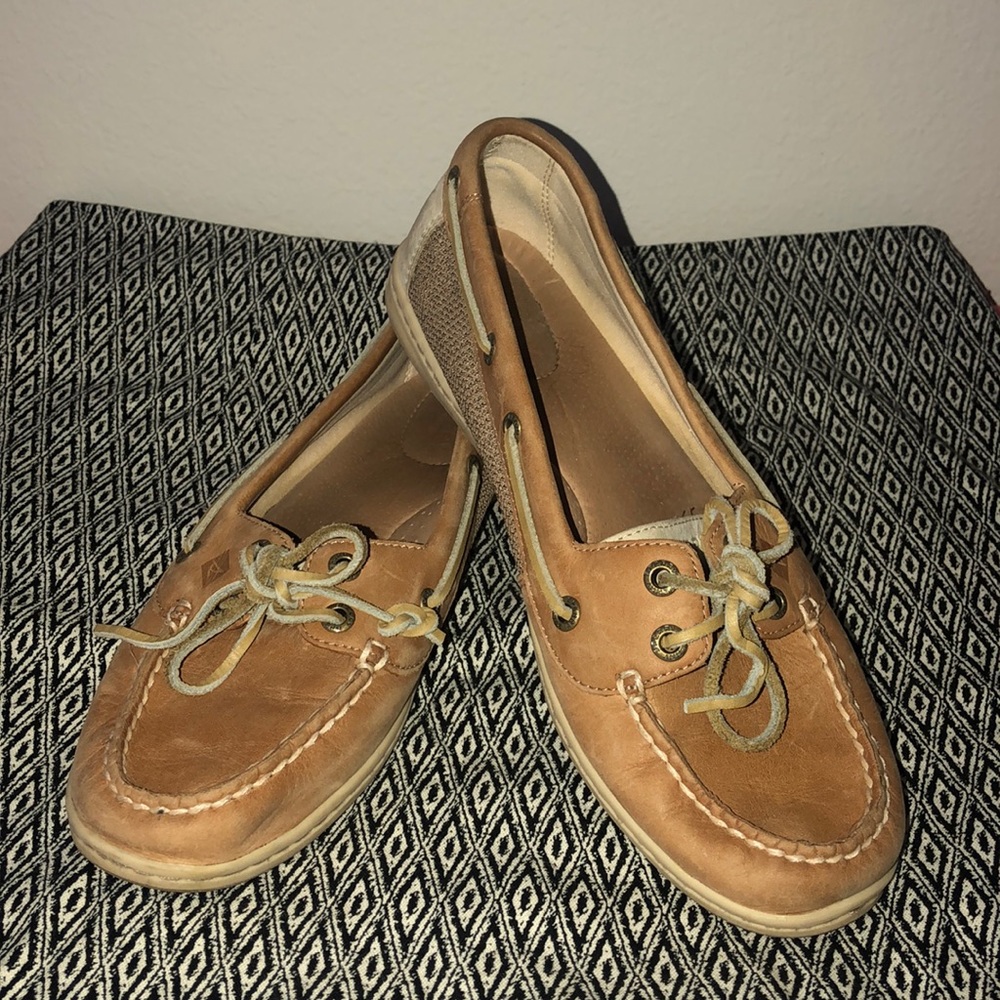 Women’s Sperry Top Siders!